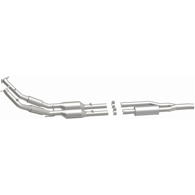 MagnaFlow Direct Fit Catalytic Converter 06- Audi A3 Quattro 3.2L