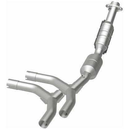 MagnaFlow Direct Fit Catalytic Converter 05-07 Ford E150 4.6L Passenger Side