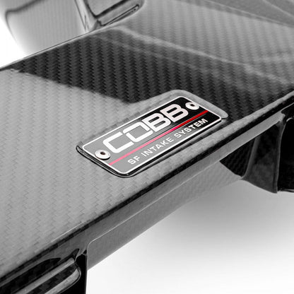 COBB 7A1160 CARBON AIR INTAKE SYSTEM REDLINE FOR VOLKSWAGEN GOLF GTI (MK8) 2022-