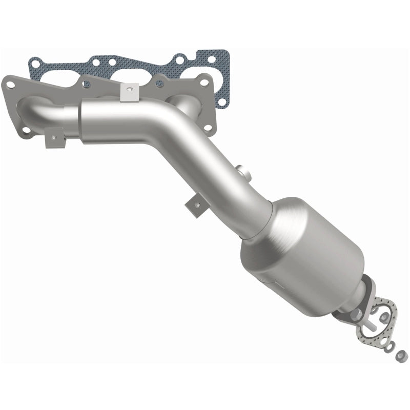 MagnaFlow Direct Fit Catalytic Converter 10-12 Hyundai Genesis 3.8L