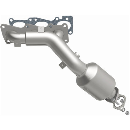 MagnaFlow Direct Fit Catalytic Converter 10-12 Hyundai Genesis 3.8L