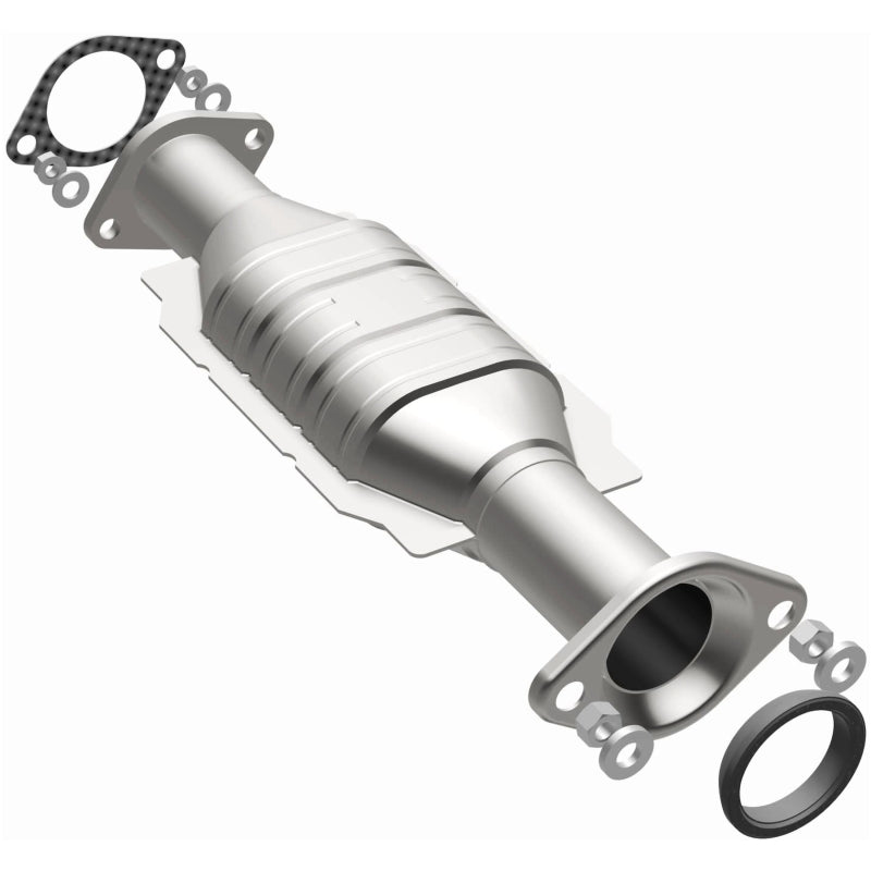 MagnaFlow Direct Fit Catalytic Converter 01-02 Montero 3.5L Rear
