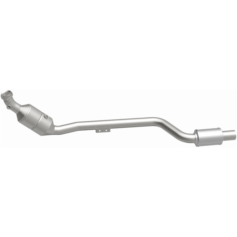 MagnaFlow Direct Fit Catalytic Converter 06-07 Mercedes C230 2.5L Passenger Side