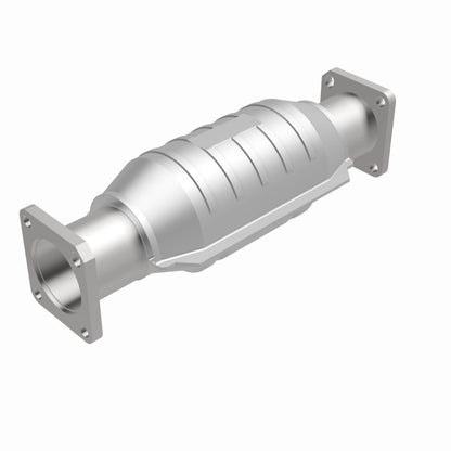 MagnaFlow Conv Geo-Isuzu 14X6.5X4 2.5/2.5