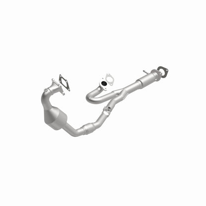 MagnaFlow Direct Fit Catalytic Converter 2010-2011 SRX 3 L Underbody