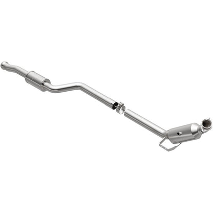 MagnaFlow 08-10 Mercedes-Benz C300 3.0L Direct Fit Converter