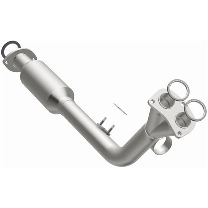 MagnaFlow Direct Fit Catalytic Converter California Grade 96-98 Toyota 4Runner 2.7L