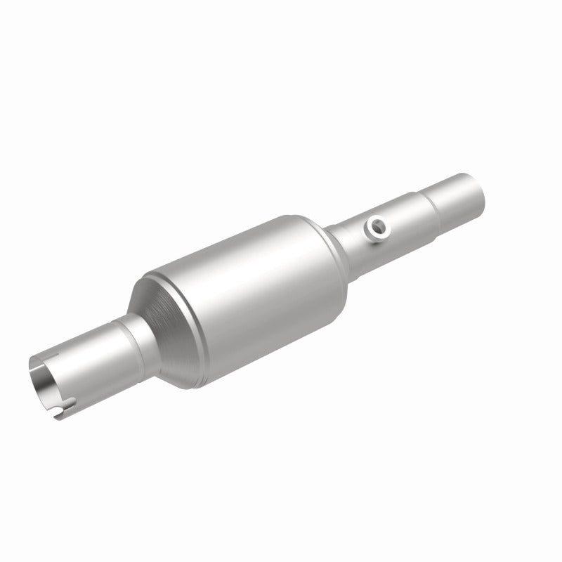 MagnaFlow Direct Fit Catalytic Converter 96-98 Jeep Grand Cherokee Underbody