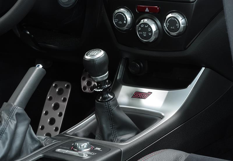 Perrin Performance PERRIN 04-21 Subaru STI / 06-09 Legacy GT Spec-B Reverse Lockout Lever w/Rattle Fix - Black