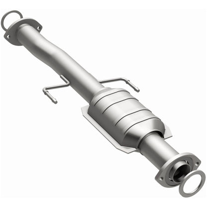 MagnaFlow Direct Fit Catalytic Converter 02-03 Toyota Tacoma 2.4L