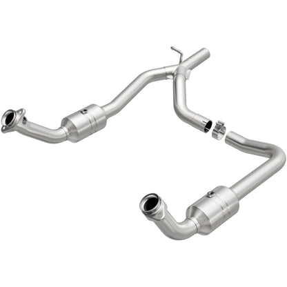 MagnaFlow Direct Fit Catalytic Converter 2009-2014 E-150 4.6 L Underbody