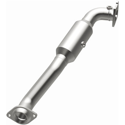 MagnaFlow Direct Fit Catalytic Converter 15-19 Ram 1500 3.6L OEM Grade Fed/EPA Compliant Manifold