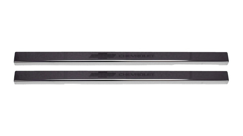 Putco 2020 Chevy Silv LD/HD Double/Regular Cab w/ Bow Tie Etching (2pcs) Black Platinum Door Sills