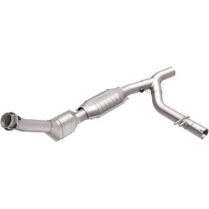 MagnaFlow Direct Fit Catalytic Converter 99-00 Ford Trucks 5.4L