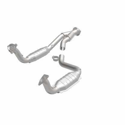 MagnaFlow Direct Fit Catalytic Converter 03-06 Chevy SSR 5.3/6.0 OEM