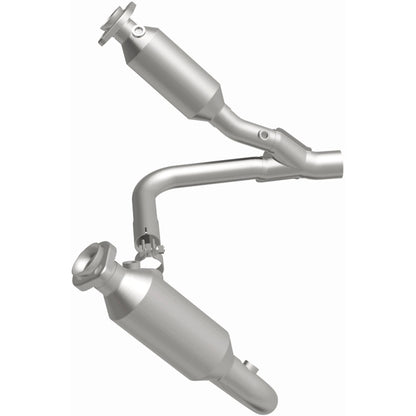 MagnaFlow Direct Fit Catalytic Converter California Grade 07-08 Dodge Durango 3.7L