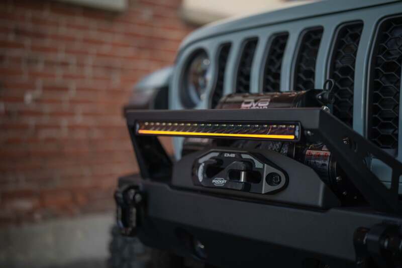 DV8 Offroad 20in Halo Elite Single Row Light Bar with Accent Light - White/Amber