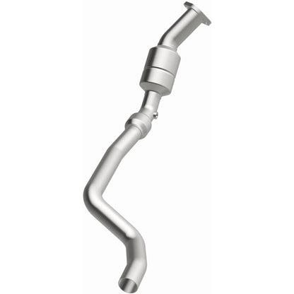 MagnaFlow Direct Fit Catalytic Converter 06-14 Chrysler 300 5.7L