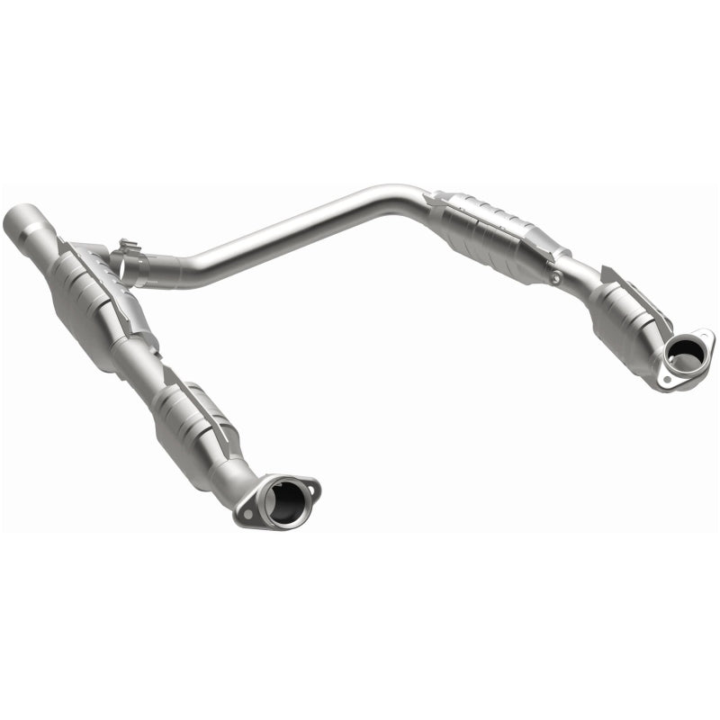 MagnaFlow Direct Fit Catalytic Converter Ford E350 Van 06 5.4L OEM
