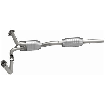 MagnaFlow Direct Fit Catalytic Converter 96 Bronco F150/F250 2 Conv