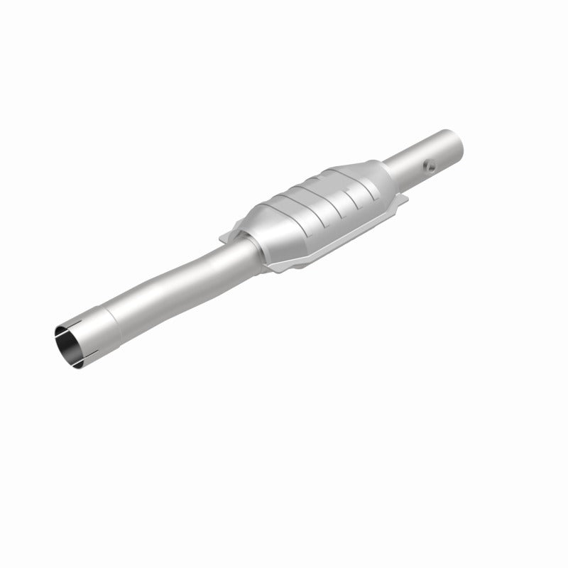 MagnaFlow Direct Fit Catalytic Converter 01-04 Jeep G/C 4.0L