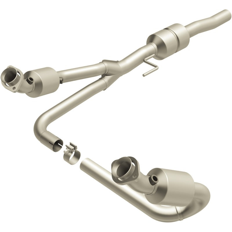 MagnaFlow Direct Fit Catalytic Converter 02-03 Dodge Durango 5.9L