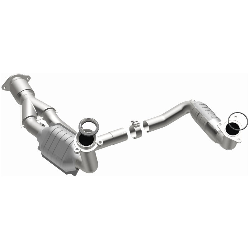 MagnaFlow Direct Fit Catalytic Converter 06-09 TB/Envoy 5.3/6.0 OEM