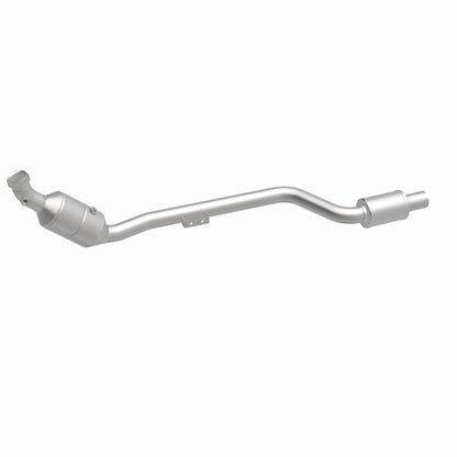 MagnaFlow Direct Fit Catalytic Converter 06-07 Mercedes C230 2.5L Passenger Side