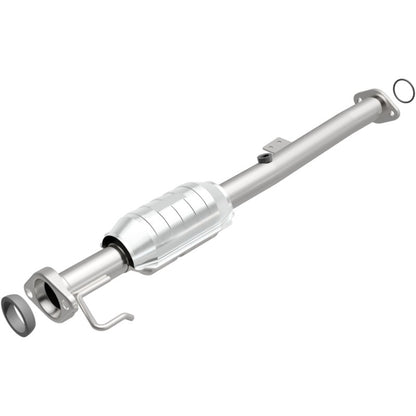 MagnaFlow Direct Fit Catalytic Converter 2000 Chevy Tracker 1.6L