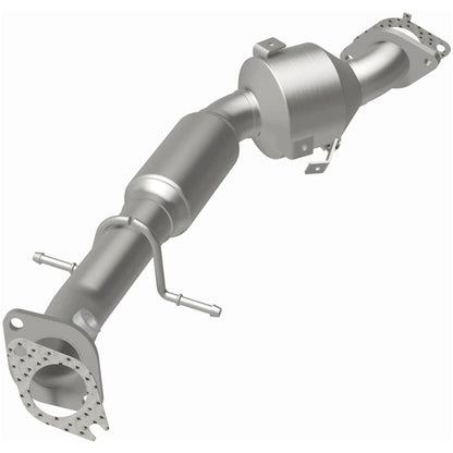 MagnaFlow Direct Fit Catalytic Converter 2010-2013 TRANSIT CONNECT 2.0 L Underbody