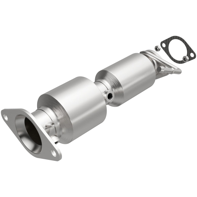 MagnaFlow Direct Fit Catalytic Converter 13-15 Hyundai Veloster 1.6L Underbody