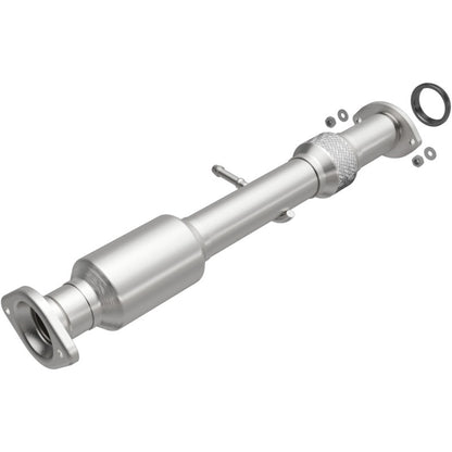 MagnaFlow Direct Fit Catalytic Converter 14-15 Toyota Highlander 3.5L