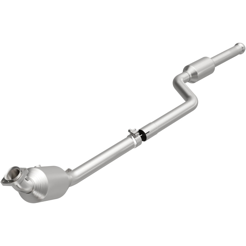 MagnaFlow 2011 C300 V6 3 OEM Underbody Direct Fit Converter