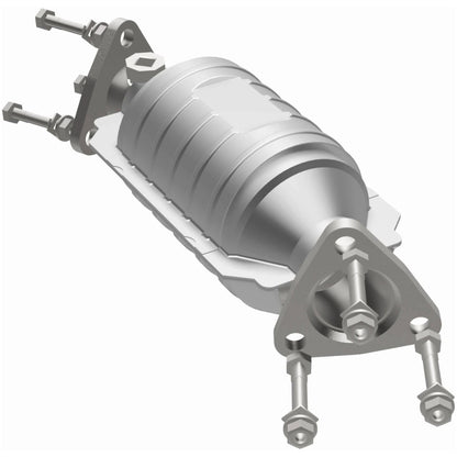 MagnaFlow Direct Fit Catalytic Converter 99-02 Nissan Frontier / 00-04 XTerra 3.3L (Calif)