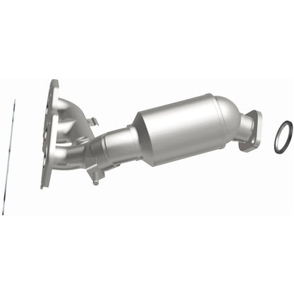 MagnaFlow 2011 Toyota Sienna 3.5L Direct Fit Converter