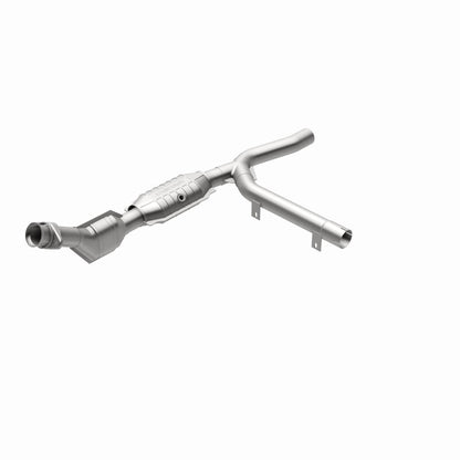 MagnaFlow Direct Fit Catalytic Converter 01-04 Ford F-150 4.2L 2wd
