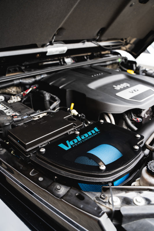 Volant 12-18 Jeep Wrangler JK 3.6L V6 Closed Box Air Intake w/ DryTech Filter