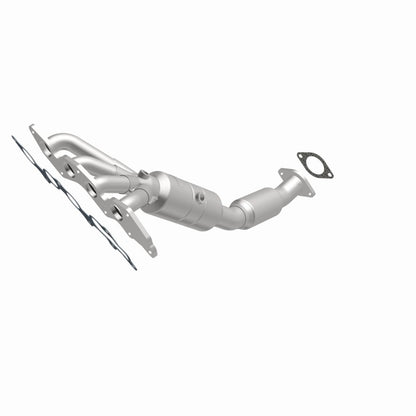 MagnaFlow Direct Fit Catalytic Converter 08-09 Ford Focus 2.0L