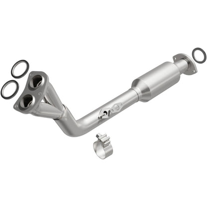 MagnaFlow Direct Fit Catalytic Converter California Grade 96-98 Toyota 4Runner 2.7L