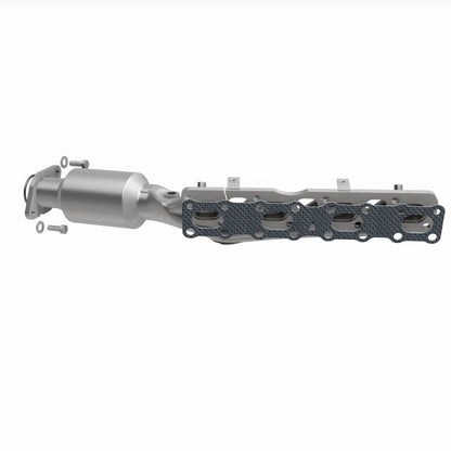 MagnaFlow 05-06 Nissan Titan 5.6L Direct Fit Converter