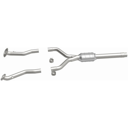 MagnaFlow Direct Fit Catalytic Converter 96-97 Lexus LS400 4.0L rear