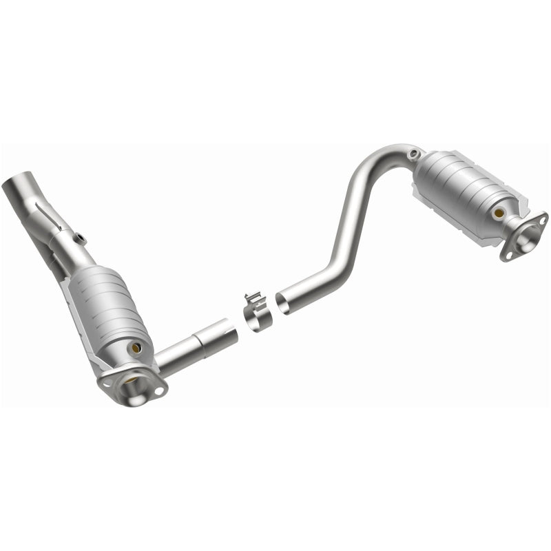 MagnaFlow Direct Fit Catalytic Converter 05-07 Dodge Durango 3.7L/4.7L