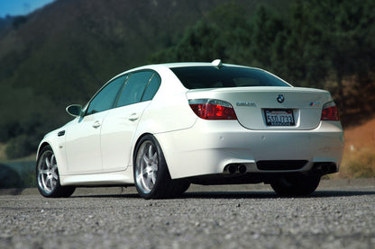Dinan 06-10 BMW M5 (E60) Free Flow Axleback Exhaust System - Black Tips