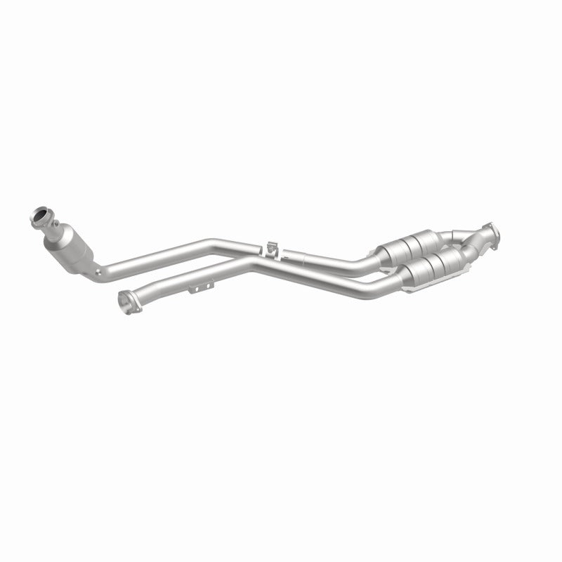MagnaFlow Direct Fit Catalytic Converter 99-00 Mercedes CLK320 3.2L