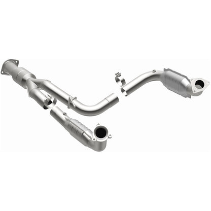 MagnaFlow Direct Fit Catalytic Converter 11-13 Chev Silverado 2500 HD/3500 HD 6.0L