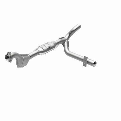 MagnaFlow Direct Fit Catalytic Converter 01 Ford Trucks 4.6L