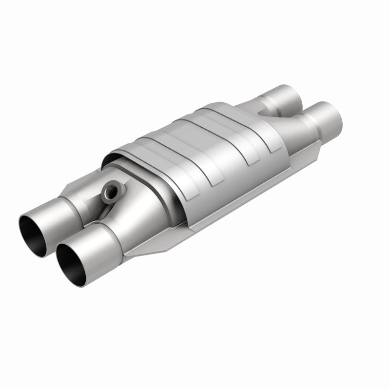 MagnaFlow Universal Catalytic Converter 2 D/D W/O2 Boss