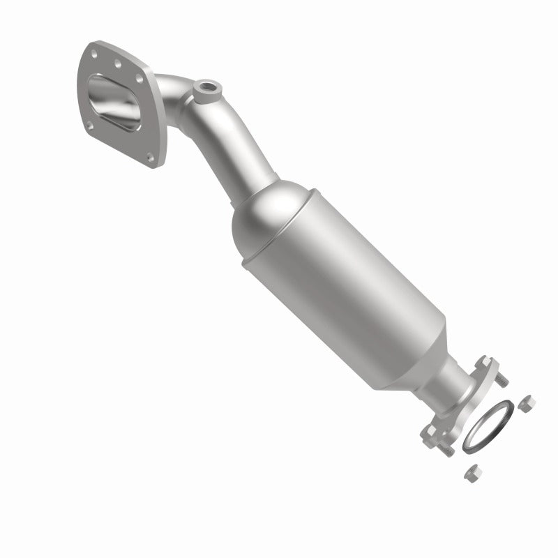 MagnaFlow Direct Fit Catalytic Converter 16-19 Toyota Tacoma 3.5L PS