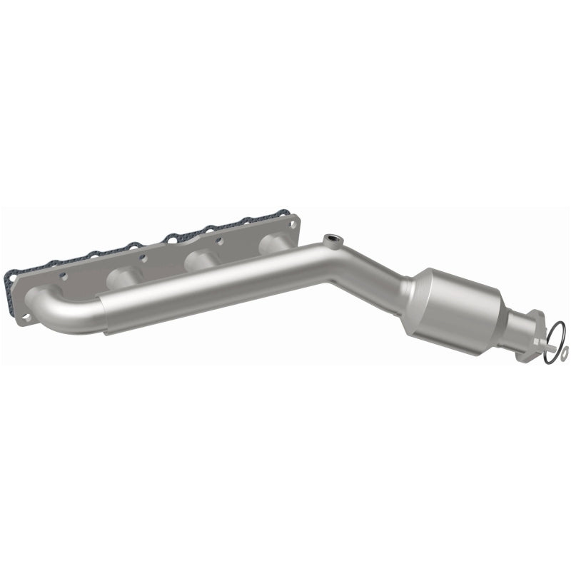 MagnaFlow 2004 Nissan Titan 5.6L Direct Fit Converter