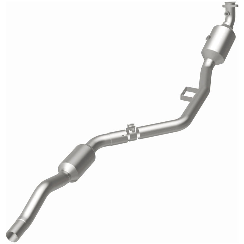 MagnaFlow Direct Fit Catalytic Converter 07-09 Mercedes E350 3.5L
